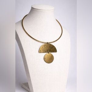 Artisan Brass Collar Necklace – Minimalist Geometric Jewelry